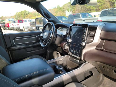 Used 2023 RAM 2500 Big Horn w/ Level B Equipment Group image 31