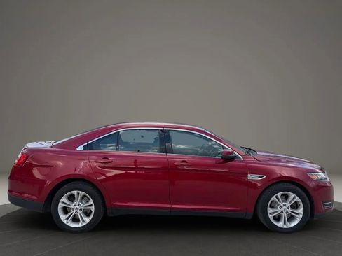 Used 2016 Ford Taurus SEL AWD/4WD image 8