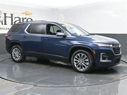 Used 2023 Chevrolet Traverse LT image 6
