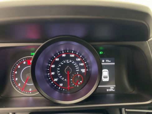 Used 2021 Hyundai Elantra SEL image 19