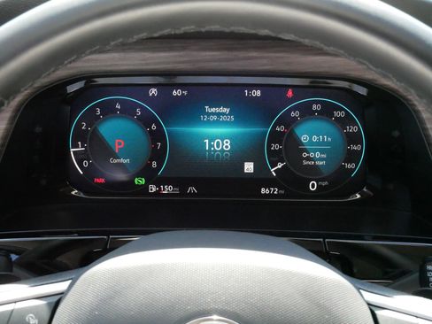 Used 2025 Volkswagen Atlas SEL Premium R-Line image 21