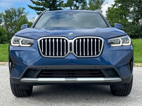 Used 2024 BMW X3 xDrive30i w/ Premium Package AWD/4WD image 2