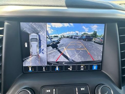 Used 2022 GMC Acadia Denali w/ Denali Ultimate Package AWD/4WD image 12