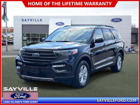 Used 2023 Ford Explorer XLT w/ Equipment Group 202A AWD/4WD image 1