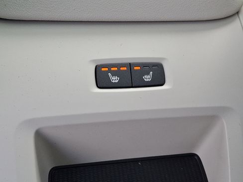 New 2026 Volvo XC60 T8 Ultra w/ Protection Package Premier image 6