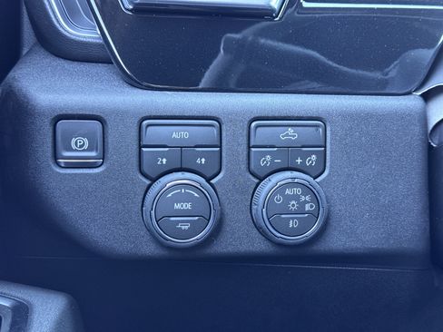 New 2026 Chevrolet Silverado 1500 RST w/ Redline Edition image 32