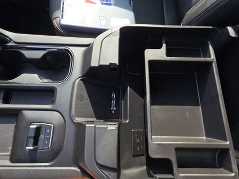 Used 2024 GMC Sierra 2500 AT4 w/ AT4 Preferred Package image 16