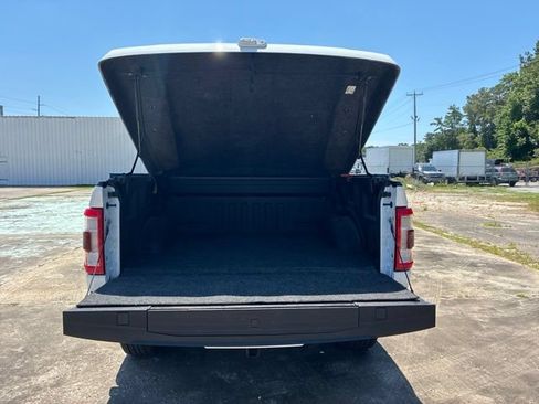 Used 2022 Ford F150 Lariat AWD/4WD image 18