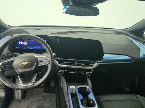 Used 2024 Chevrolet Equinox EV LT FWD image 21