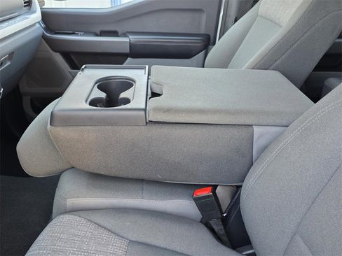 Used 2025 Ford F250 XLT image 14