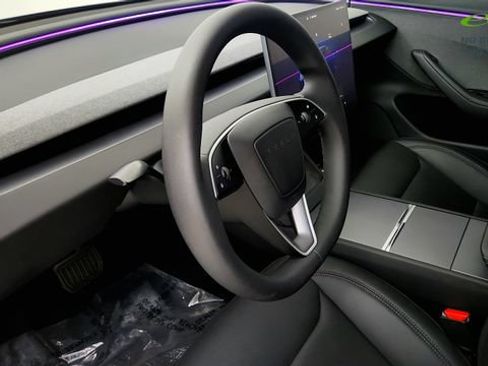Used 2026 Tesla Model 3 RWD image 45