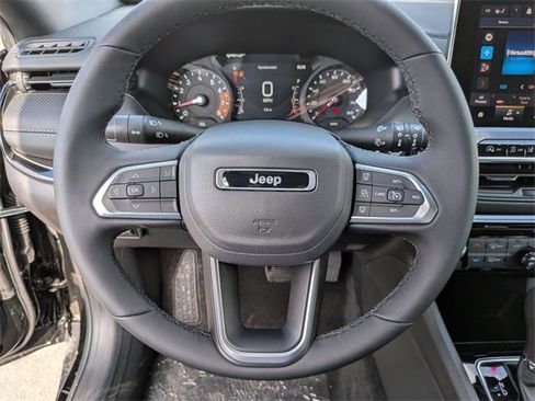 New 2026 Jeep Compass Limited image 18