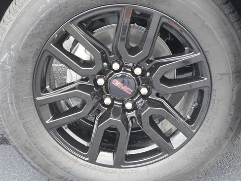 Used 2026 GMC Sierra 1500 Elevation AWD/4WD image 9