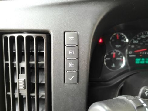 Used 2020 Chevrolet Express 2500 w/ Driver Convenience Package RWD image 25