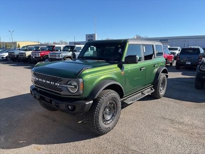 New 2025 Ford Bronco Badlands w/ Sasquatch Package