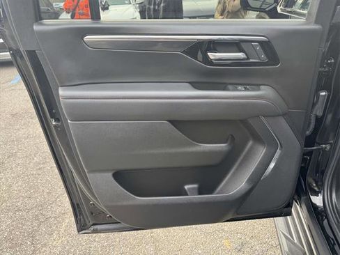 Used 2025 Chevrolet Suburban RST w/ Sun And Tow Package image 11