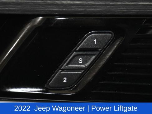 Used 2022 Jeep Wagoneer Series III w/ Premium Group I image 22