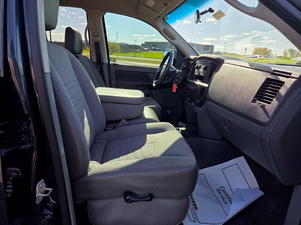 Used 2009 Dodge Ram 2500 Truck SXT AWD/4WD image 28