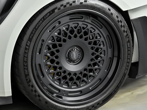 Used 2024 Porsche 911 GT3 RS RWD image 15