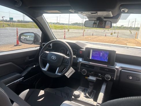 New 2026 Toyota 4Runner TRD Off-Road AWD/4WD image 29