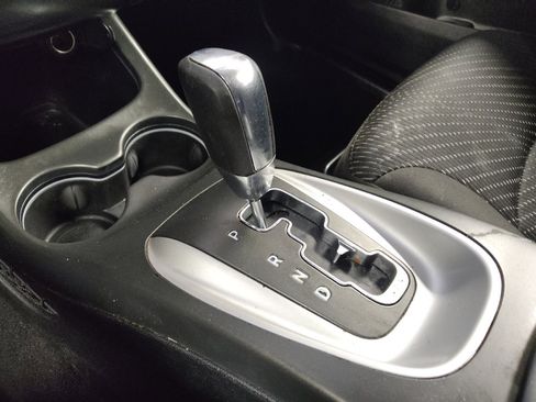 Used 2020 Dodge Journey SE FWD image 26