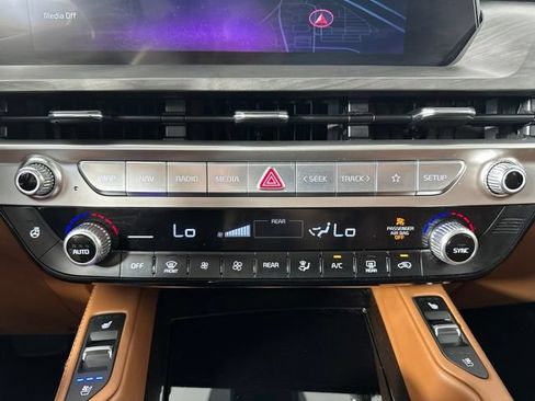 Used 2023 Kia Telluride EX X-Line AWD/4WD image 23