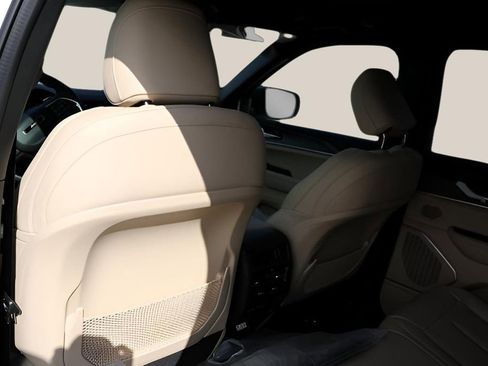 New 2026 Jeep Grand Cherokee Limited image 14