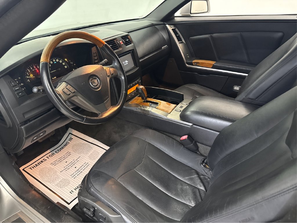 Used 2004 Cadillac XLR RWD image 26