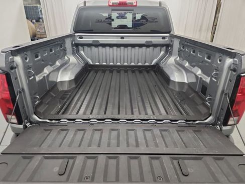 Used 2024 Chevrolet Colorado Trail Boss w/ Technology Package image 23