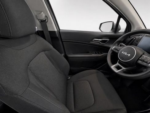Used 2023 Kia Sportage LX AWD/4WD image 16