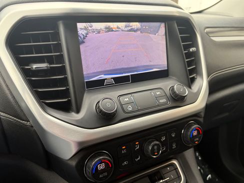 Used 2020 GMC Acadia SLT AWD/4WD image 19