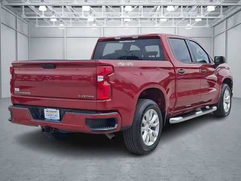 Certified 2020 Chevrolet Silverado 1500 Custom w/ Custom Value Package AWD/4WD image 8