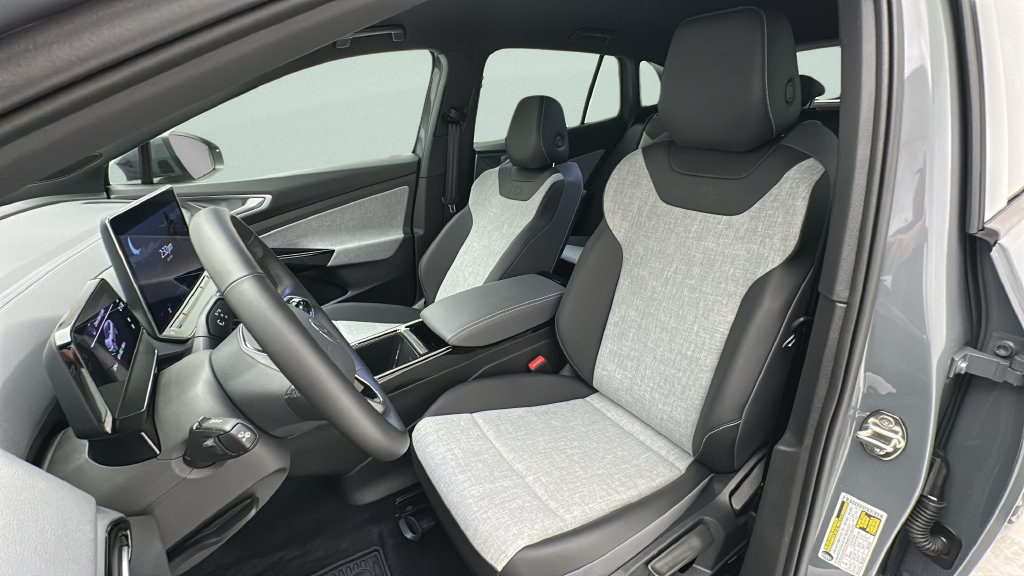 Used 2026 Volkswagen ID.4 Pro RWD image 13