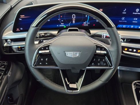 Used 2024 Cadillac Lyriq Sport RWD image 15