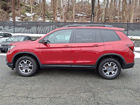 Used 2022 Honda Passport TrailSport image 4