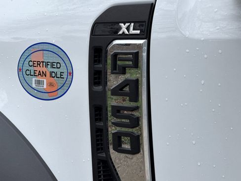 New 2024 Ford F450 XL w/ XL Chrome Package image 27