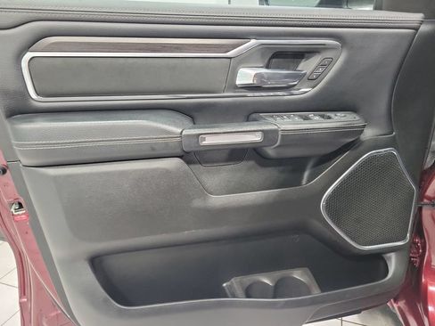 Used 2025 RAM 1500 Laramie AWD/4WD image 39