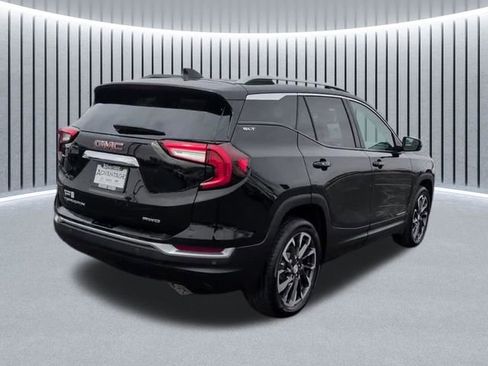 Certified 2023 GMC Terrain SLT AWD/4WD image 4