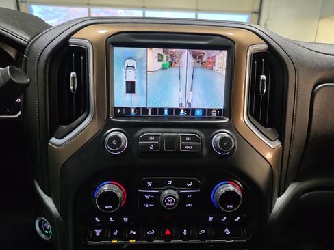 Used 2021 Chevrolet Silverado 3500 High Country w/ Z71 Off-Road Package image 35