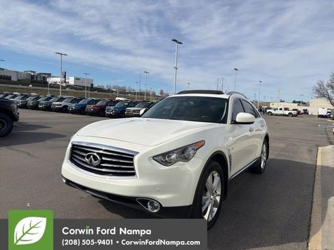 Used 2015 INFINITI QX70 AWD w/ Premium Package image 3