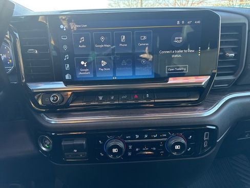 Used 2024 Chevrolet Silverado 2500 LTZ image 7