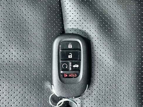 Certified 2025 Honda Accord Touring image 33