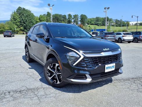 Used 2023 Kia Sportage EX image 1