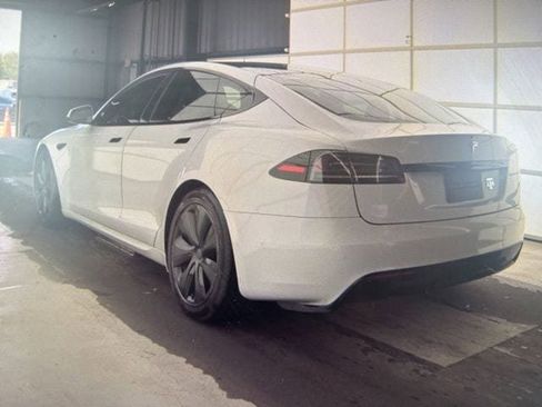 Used 2022 Tesla Model S AWD/4WD image 4