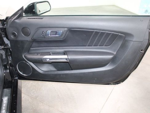 Used 2023 Ford Mustang Premium image 31