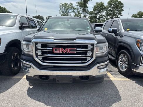 Used 2017 GMC Sierra 1500 SLT w/ SLT Premium Package AWD/4WD image 4