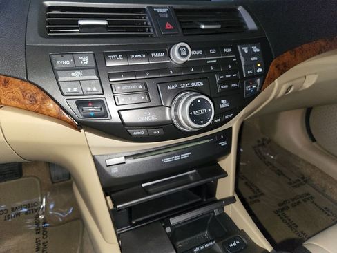 Used 2011 Honda Accord EX-L image 22