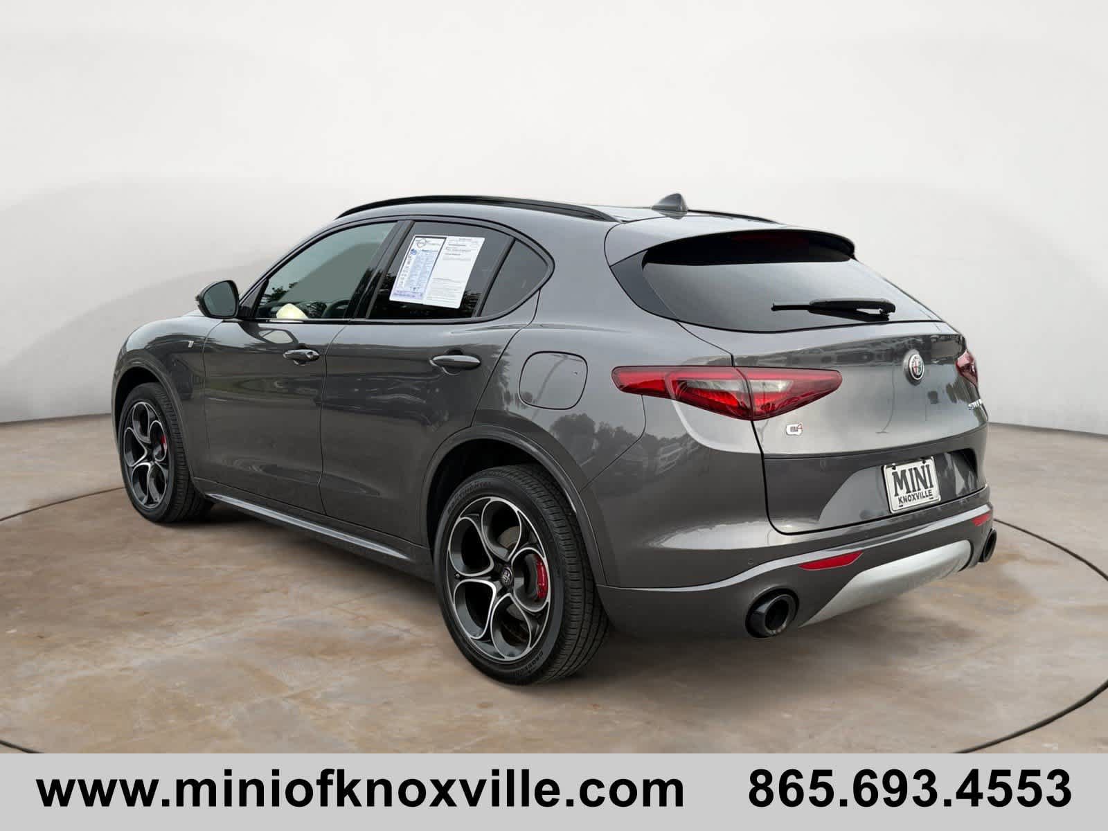 Used 2023 Alfa Romeo Stelvio Ti w/ Active Assist Plus Package AWD/4WD image 5