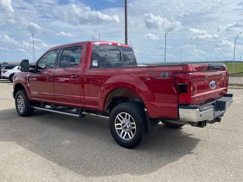 Used 2017 Ford F250 Lariat w/ Lariat Ultimate Package AWD/4WD image 4