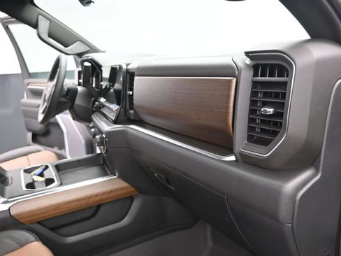 New 2026 Chevrolet Silverado 2500 High Country w/ High Country Premium Package AWD/4WD image 29